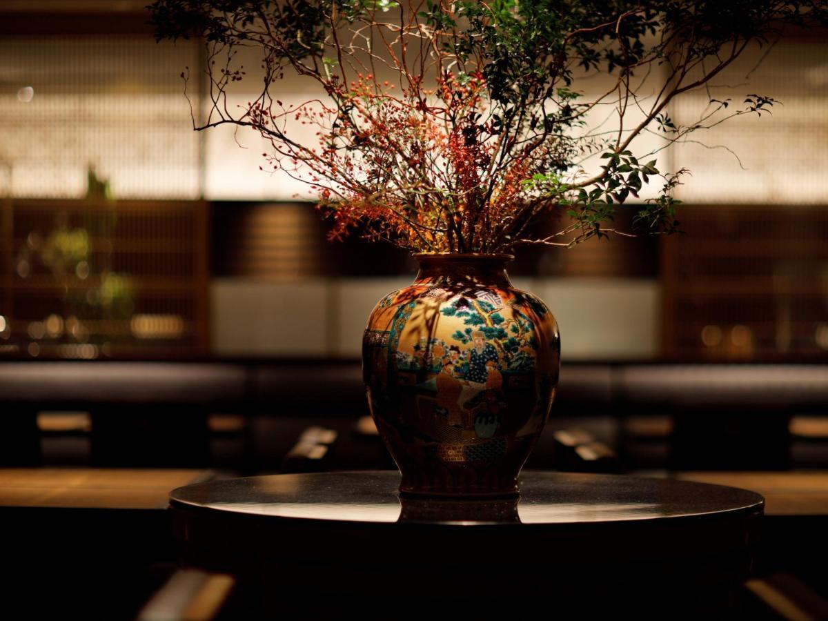 The Hotel Sanraku Kanazawa 21Th December 2022 Open Esterno foto A vase