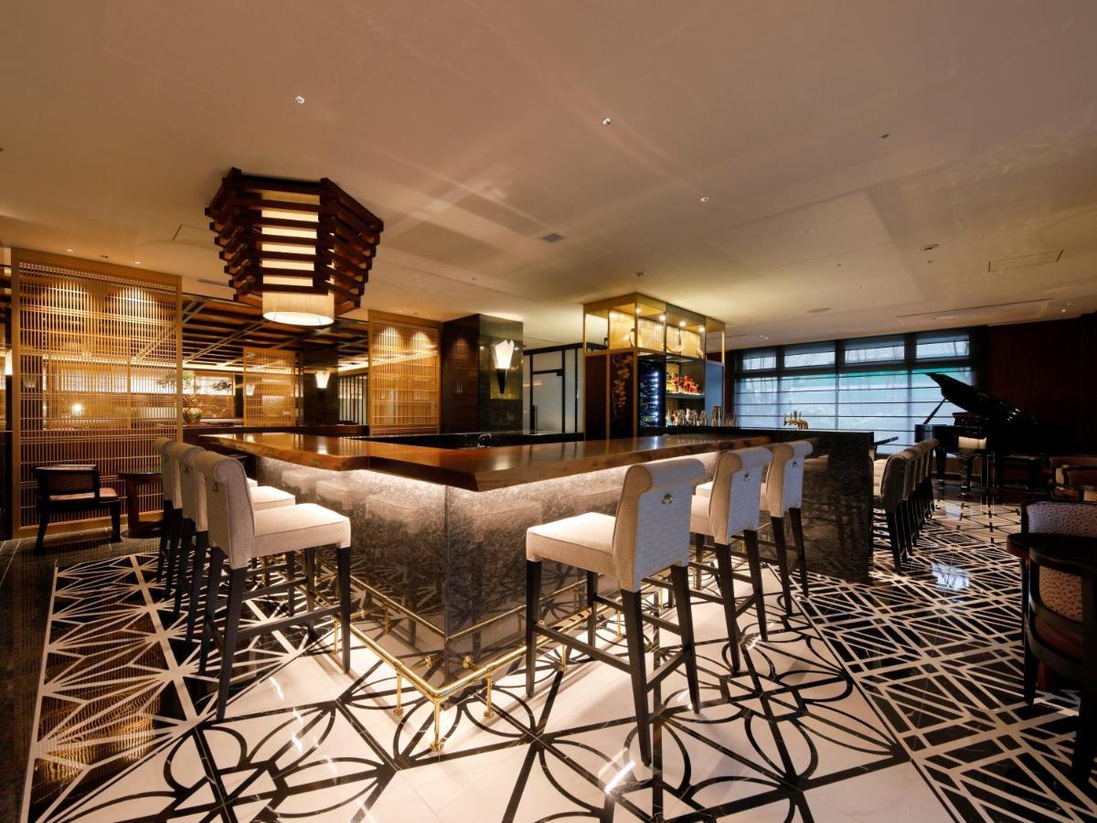 The Hotel Sanraku Kanazawa 21Th December 2022 Open Esterno foto The bar at the 19th floor