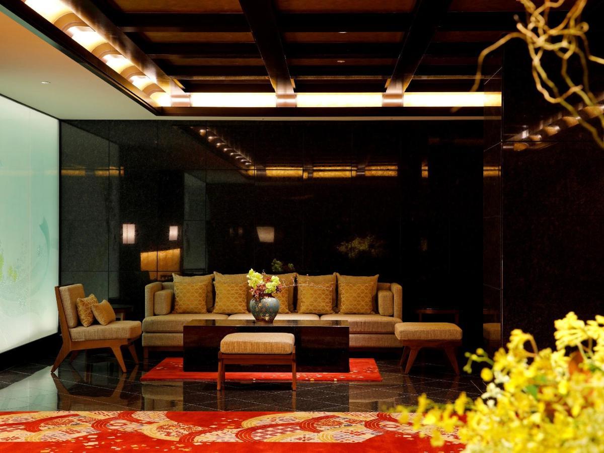 The Hotel Sanraku Kanazawa 21Th December 2022 Open Esterno foto The lobby of the hotel
