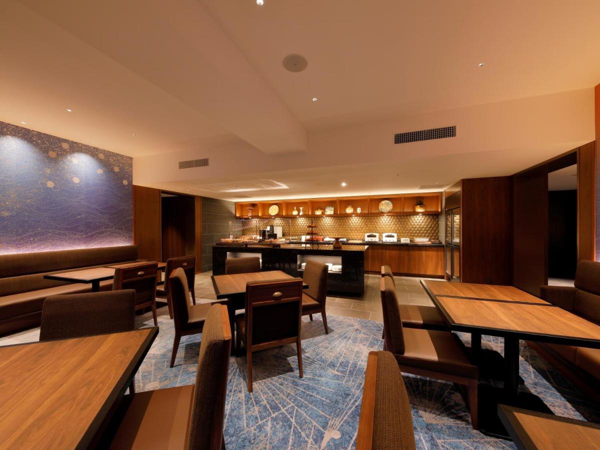 The Hotel Sanraku Kanazawa 21Th December 2022 Open Esterno foto The lounge at Haneda Airport