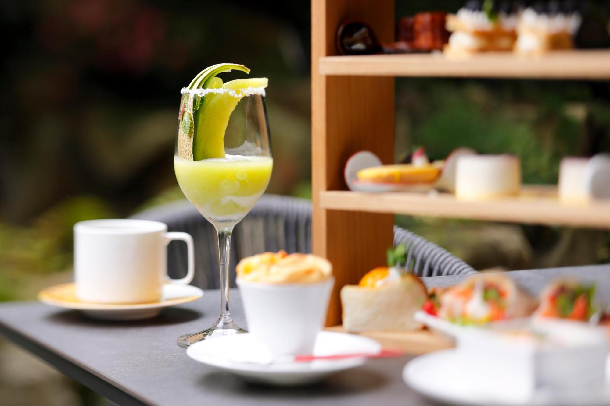 The Hotel Sanraku Kanazawa 21Th December 2022 Open Esterno foto A cucumber cooler